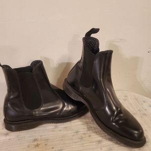 Dr Martens chelsea Flora boots size 9